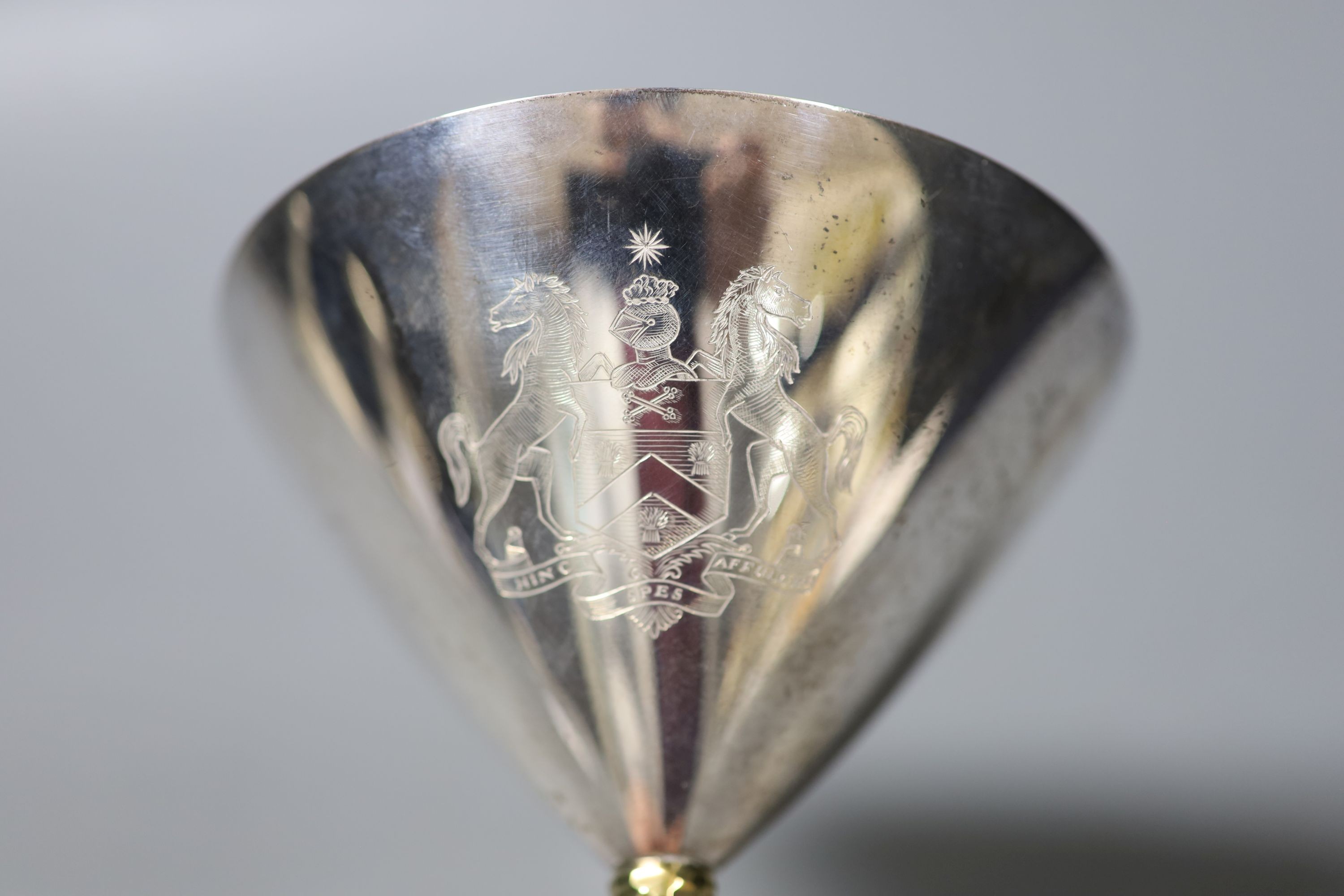 A modern silver champagne coup, by Stuart Devlin, London, 1979, engraved with name and Innholders Company, London, 1979, height 17.9cm, 6.5oz.